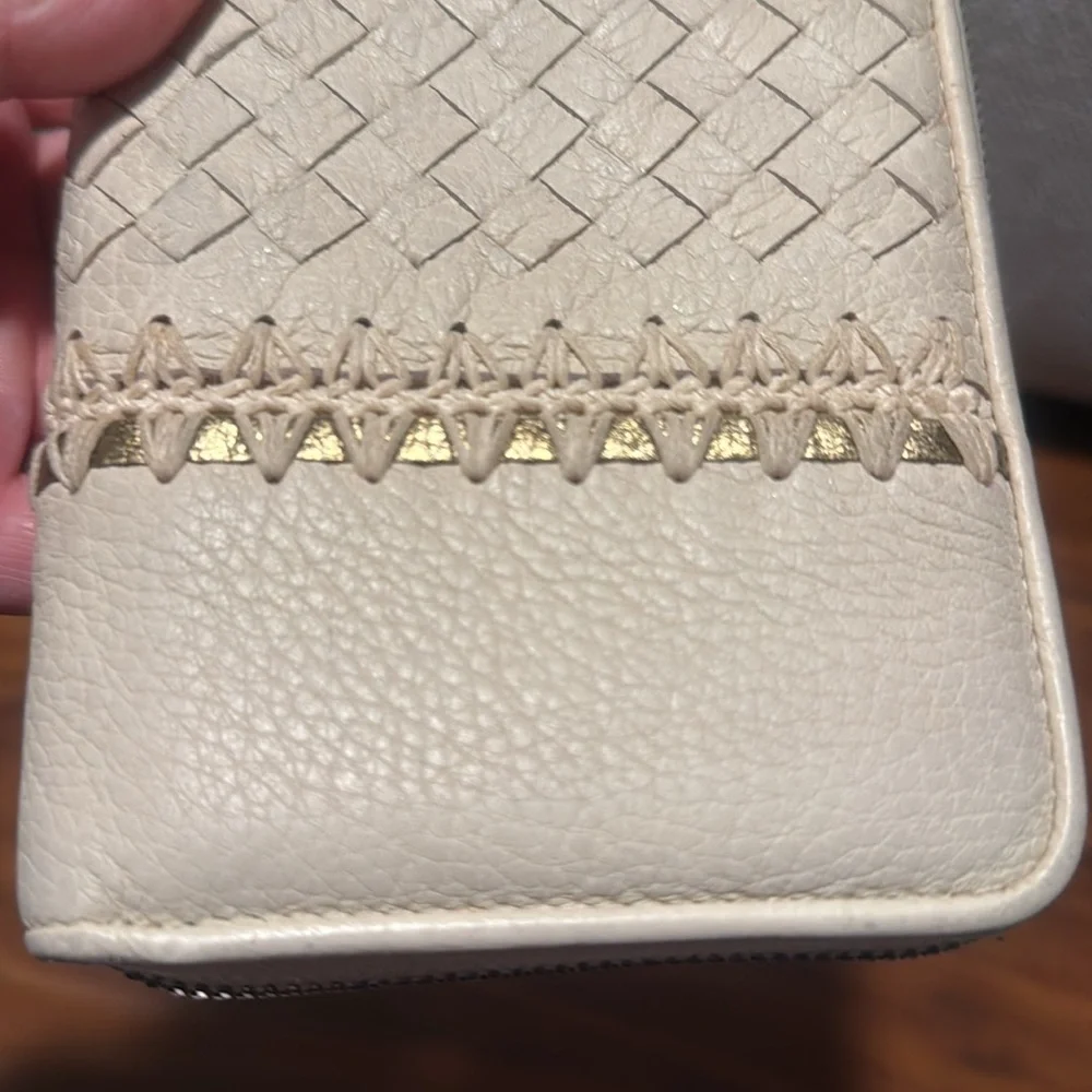 Bottega Veneta authentic cream with gold zippy wallet